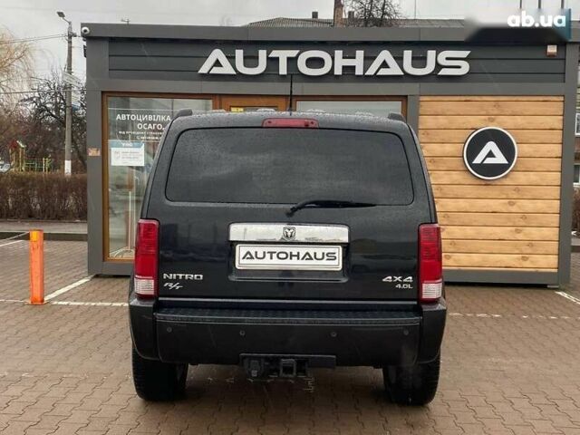 Додж Нитро, объемом двигателя 0 л и пробегом 129 тыс. км за 11300 $, фото 6 на Automoto.ua