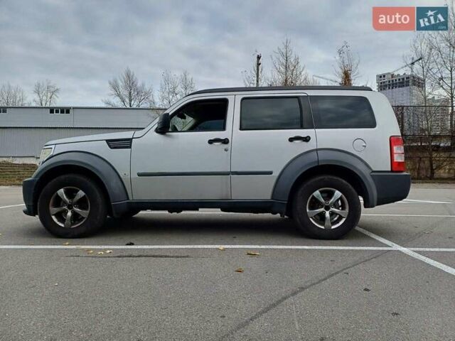 Додж Нитро, объемом двигателя 2.8 л и пробегом 207 тыс. км за 9500 $, фото 3 на Automoto.ua