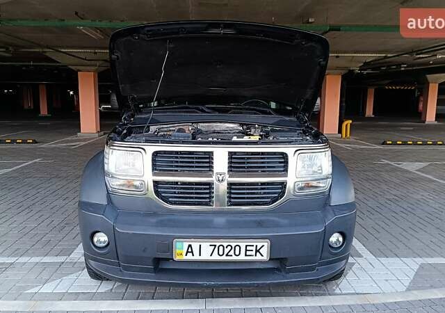 Додж Нитро, объемом двигателя 0 л и пробегом 125 тыс. км за 12000 $, фото 5 на Automoto.ua