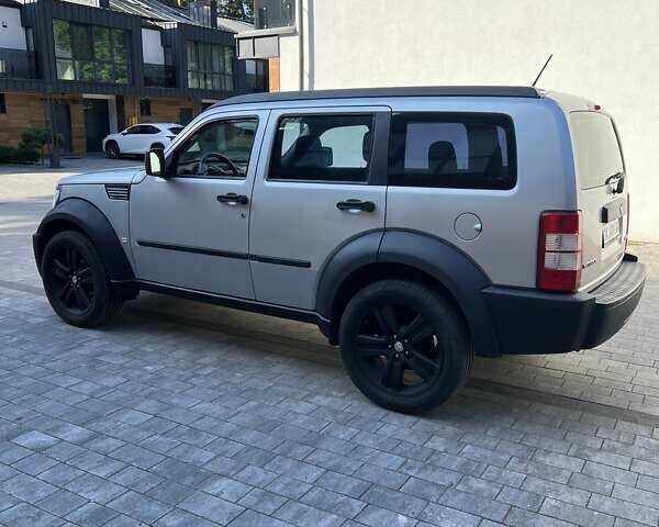Сірий Додж Nitro, об'ємом двигуна 3.7 л та пробігом 52 тис. км за 9900 $, фото 2 на Automoto.ua