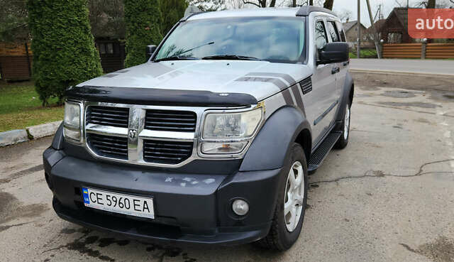 Сірий Додж Nitro, об'ємом двигуна 3.7 л та пробігом 221 тис. км за 9200 $, фото 1 на Automoto.ua