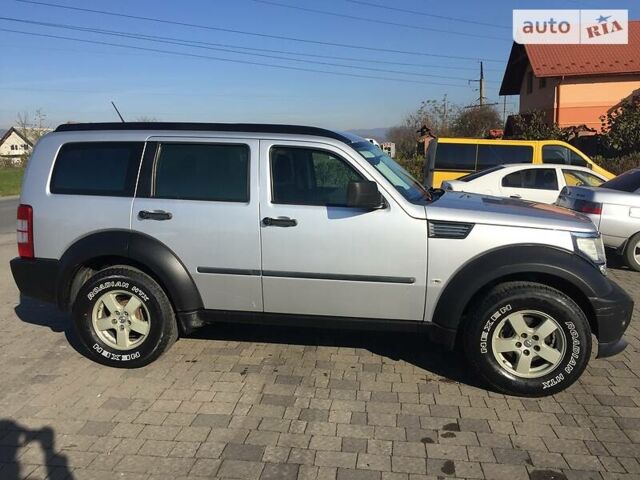 Сірий Додж Nitro, об'ємом двигуна 2.8 л та пробігом 220 тис. км за 7950 $, фото 1 на Automoto.ua