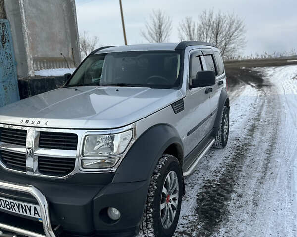 Сірий Додж Nitro, об'ємом двигуна 2.78 л та пробігом 230 тис. км за 10000 $, фото 3 на Automoto.ua