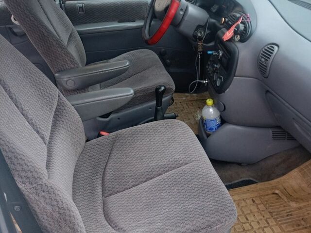 Белый Додж РАМ, объемом двигателя 2.5 л и пробегом 400 тыс. км за 3600 $, фото 6 на Automoto.ua