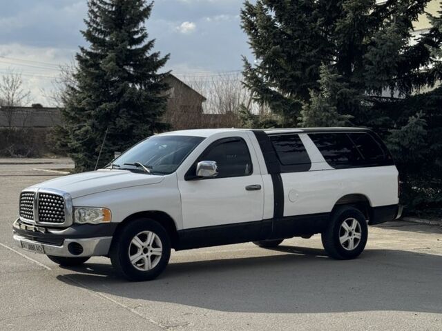 Белый Додж РАМ, объемом двигателя 4.7 л и пробегом 310 тыс. км за 8499 $, фото 6 на Automoto.ua