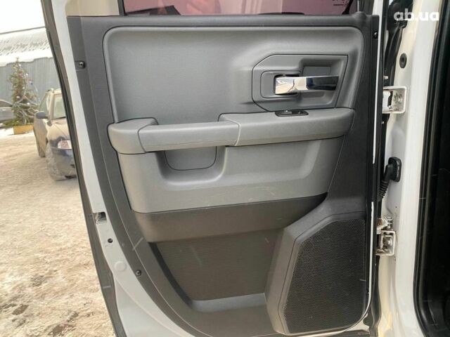 Білий Додж RAM, об'ємом двигуна 3 л та пробігом 225 тис. км за 28490 $, фото 21 на Automoto.ua