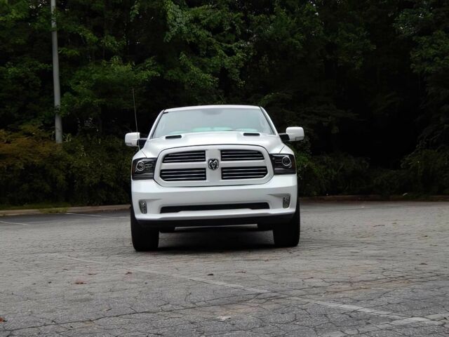Білий Додж RAM, об'ємом двигуна 5.7 л та пробігом 117 тис. км за 15000 $, фото 1 на Automoto.ua