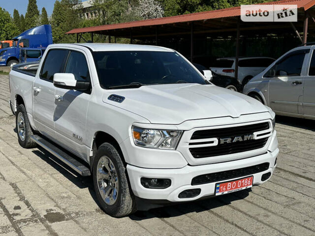 Білий Додж RAM, об'ємом двигуна 5.7 л та пробігом 171 тис. км за 39800 $, фото 3 на Automoto.ua