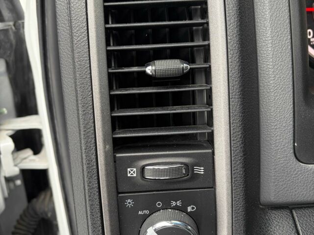 Білий Додж RAM, об'ємом двигуна 3 л та пробігом 48 тис. км за 27000 $, фото 20 на Automoto.ua