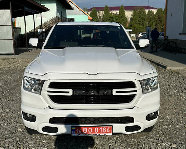 Білий Додж RAM, об'ємом двигуна 5.7 л та пробігом 171 тис. км за 39800 $, фото 23 на Automoto.ua