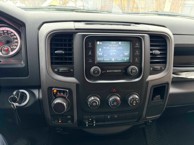 Білий Додж RAM, об'ємом двигуна 3 л та пробігом 48 тис. км за 27000 $, фото 10 на Automoto.ua