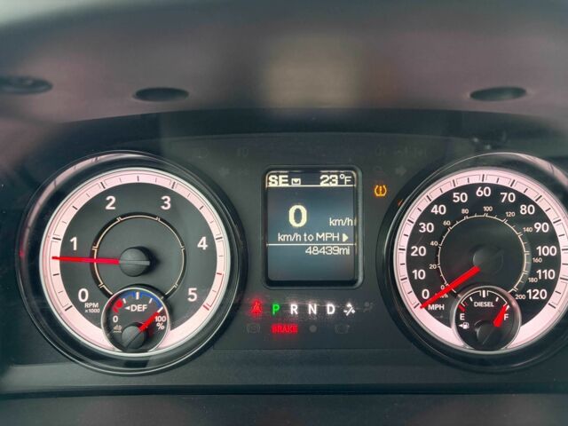 Білий Додж RAM, об'ємом двигуна 3 л та пробігом 48 тис. км за 27000 $, фото 8 на Automoto.ua