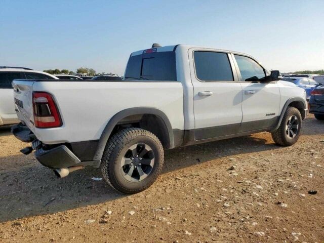 Белый Додж РАМ, объемом двигателя 5.7 л и пробегом 34 тыс. км за 15200 $, фото 2 на Automoto.ua