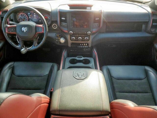 Белый Додж РАМ, объемом двигателя 5.7 л и пробегом 34 тыс. км за 15200 $, фото 7 на Automoto.ua