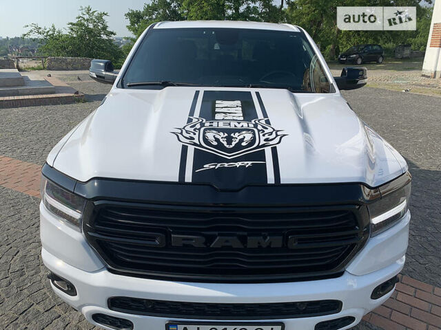 Белый Додж РАМ, объемом двигателя 5.7 л и пробегом 22 тыс. км за 42490 $, фото 29 на Automoto.ua