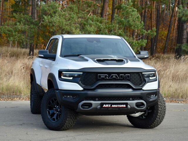 Білий Додж RAM, об'ємом двигуна 6.2 л та пробігом 0 тис. км за 179999 $, фото 3 на Automoto.ua