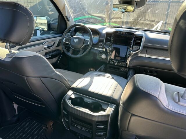 Білий Додж RAM, об'ємом двигуна 5.7 л та пробігом 39 тис. км за 75000 $, фото 29 на Automoto.ua
