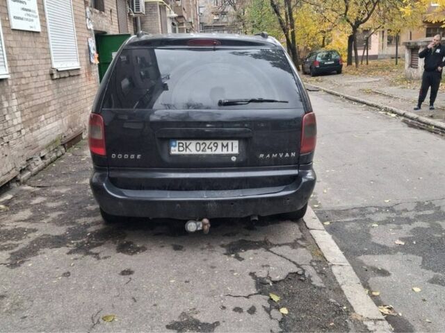 Чорний Додж RAM, об'ємом двигуна 0 л та пробігом 250 тис. км за 3000 $, фото 2 на Automoto.ua