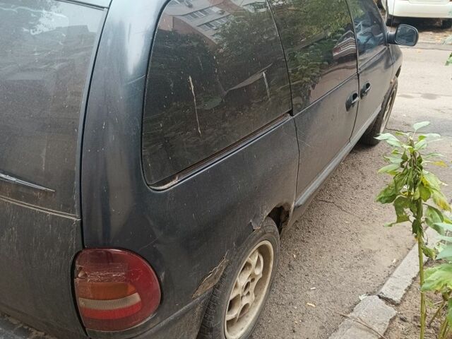 Додж РАМ 1998 в Одессе на Automoto.ua Черный Додж РАМ, объемом двигателя 2.5 л и пробегом 470 тыс. км за 1500 $, фото 4 на Automoto.ua