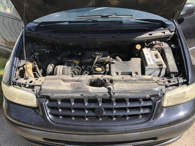 Чорний Додж RAM, об'ємом двигуна 2.5 л та пробігом 290 тис. км за 1900 $, фото 1 на Automoto.ua