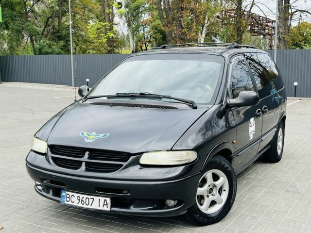 Чорний Додж RAM, об'ємом двигуна 2.5 л та пробігом 240 тис. км за 2157 $, фото 1 на Automoto.ua