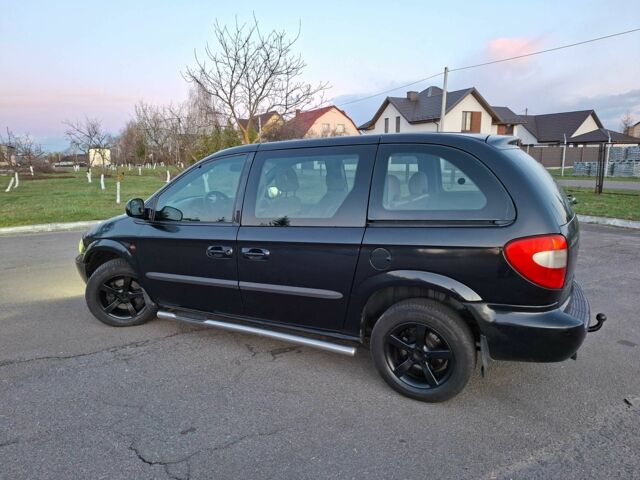 Черный Додж РАМ, объемом двигателя 2.5 л и пробегом 346 тыс. км за 3450 $, фото 3 на Automoto.ua