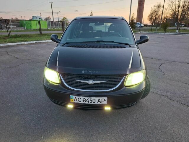 Черный Додж РАМ, объемом двигателя 2.5 л и пробегом 346 тыс. км за 3450 $, фото 1 на Automoto.ua