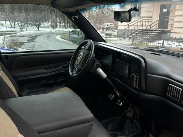 Черный Додж РАМ, объемом двигателя 0 л и пробегом 160 тыс. км за 7000 $, фото 2 на Automoto.ua