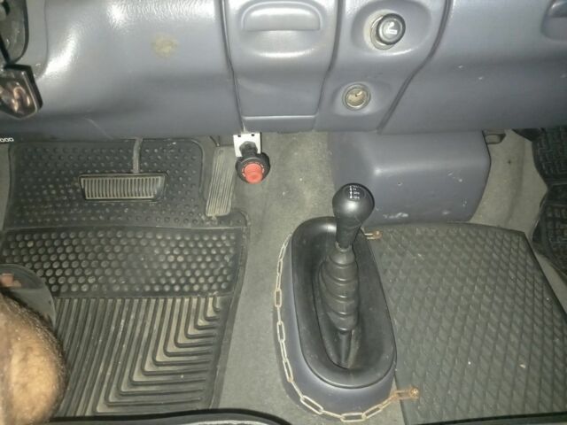 Черный Додж РАМ, объемом двигателя 0 л и пробегом 160 тыс. км за 18500 $, фото 7 на Automoto.ua