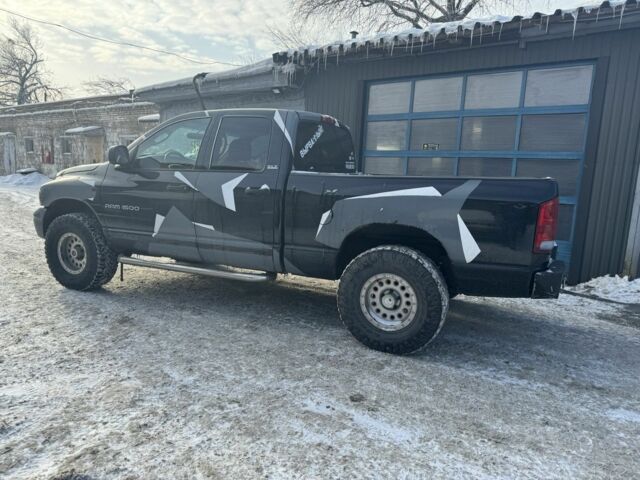 Чорний Додж RAM, об'ємом двигуна 4.7 л та пробігом 166 тис. км за 15500 $, фото 4 на Automoto.ua