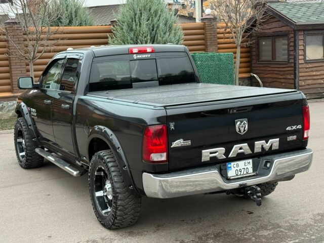Чорний Додж RAM, об'ємом двигуна 5.7 л та пробігом 166 тис. км за 16700 $, фото 10 на Automoto.ua