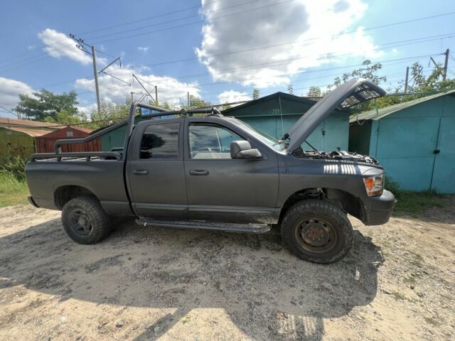 Чорний Додж RAM, об'ємом двигуна 0 л та пробігом 300 тис. км за 10000 $, фото 1 на Automoto.ua