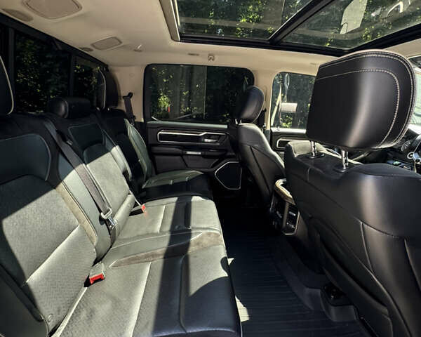 Чорний Додж RAM, об'ємом двигуна 5.7 л та пробігом 118 тис. км за 55000 $, фото 14 на Automoto.ua