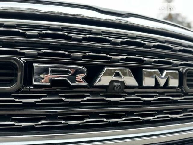 Чорний Додж RAM, об'ємом двигуна 0 л та пробігом 60 тис. км за 60500 $, фото 94 на Automoto.ua