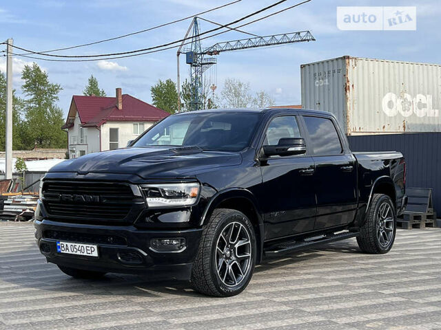 Чорний Додж RAM, об'ємом двигуна 5.7 л та пробігом 31 тис. км за 54000 $, фото 3 на Automoto.ua