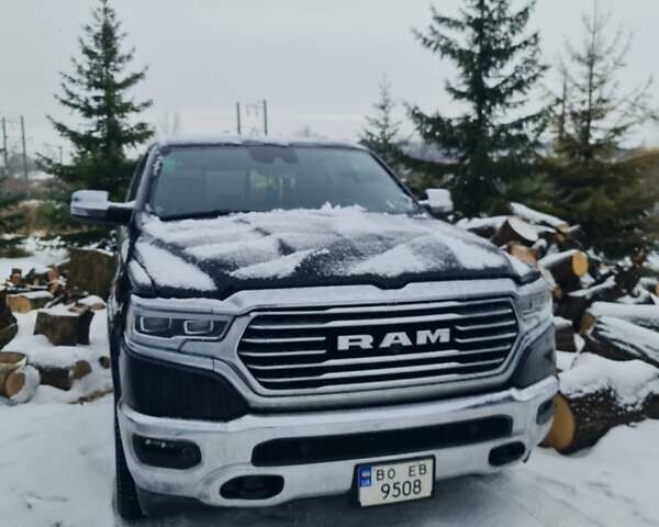 Чорний Додж RAM, об'ємом двигуна 5.7 л та пробігом 53 тис. км за 83000 $, фото 1 на Automoto.ua