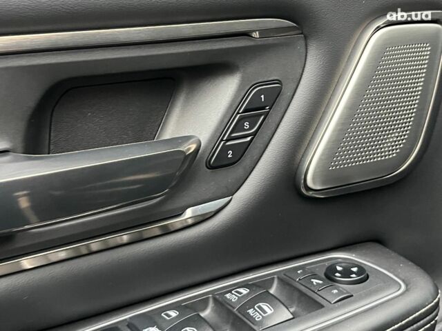 Чорний Додж RAM, об'ємом двигуна 3 л та пробігом 118 тис. км за 82990 $, фото 26 на Automoto.ua