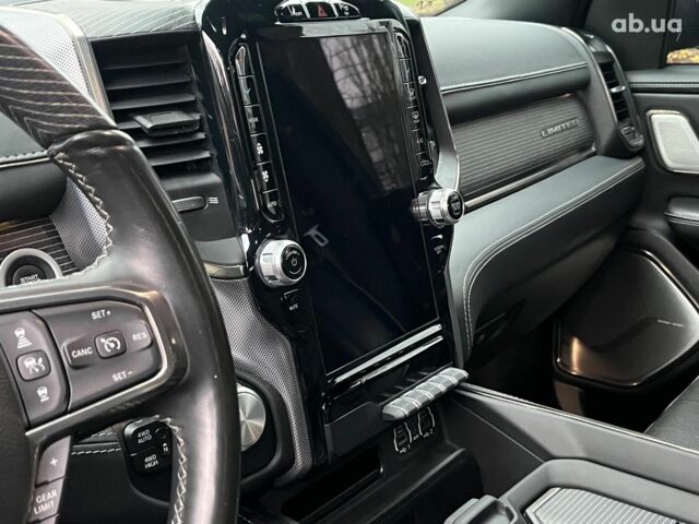 Чорний Додж RAM, об'ємом двигуна 3 л та пробігом 118 тис. км за 82990 $, фото 21 на Automoto.ua