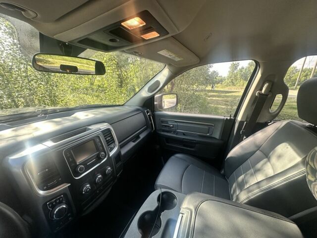 Чорний Додж RAM, об'ємом двигуна 5.7 л та пробігом 60 тис. км за 33000 $, фото 3 на Automoto.ua