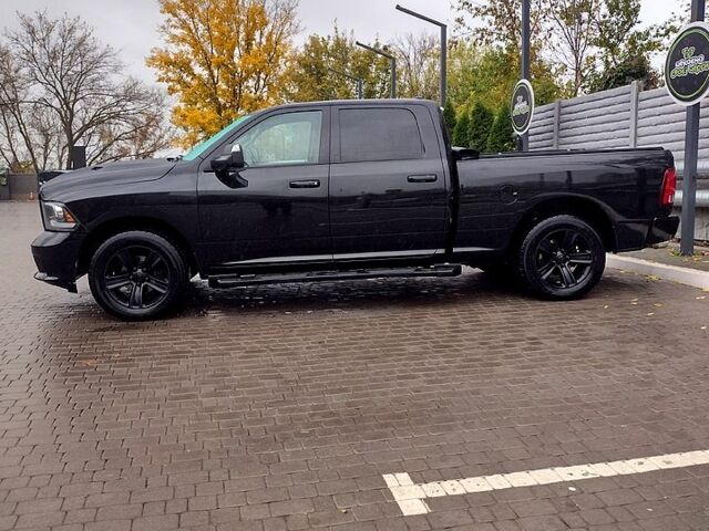 Чорний Додж RAM, об'ємом двигуна 5.7 л та пробігом 116 тис. км за 39500 $, фото 1 на Automoto.ua