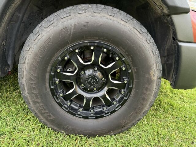 Красный Додж РАМ, объемом двигателя 4.7 л и пробегом 205 тыс. км за 9800 $, фото 7 на Automoto.ua