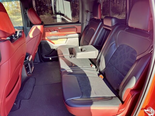 Червоний Додж RAM, об'ємом двигуна 5.7 л та пробігом 200 тис. км за 39000 $, фото 23 на Automoto.ua