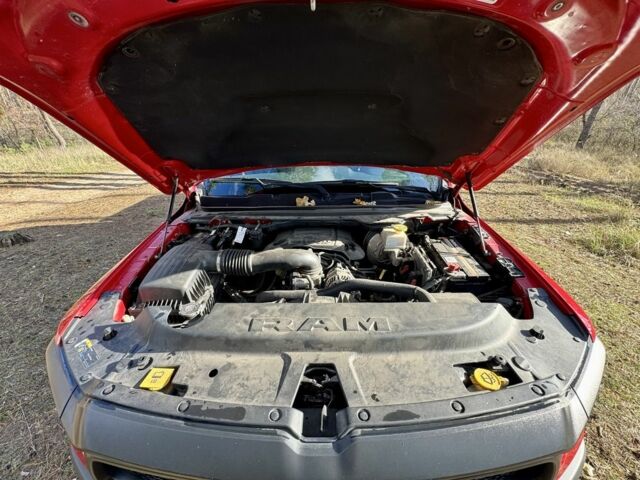 Червоний Додж RAM, об'ємом двигуна 5.7 л та пробігом 200 тис. км за 39000 $, фото 18 на Automoto.ua