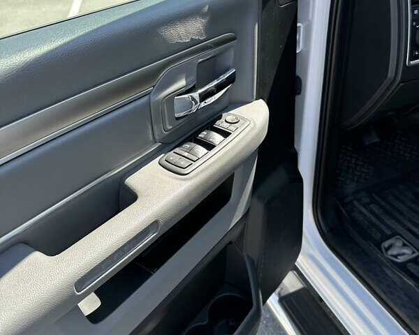 Додж RAM, об'ємом двигуна 3 л та пробігом 75 тис. км за 38000 $, фото 28 на Automoto.ua