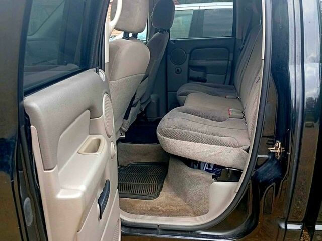Додж РАМ, объемом двигателя 4.7 л и пробегом 255 тыс. км за 12000 $, фото 7 на Automoto.ua