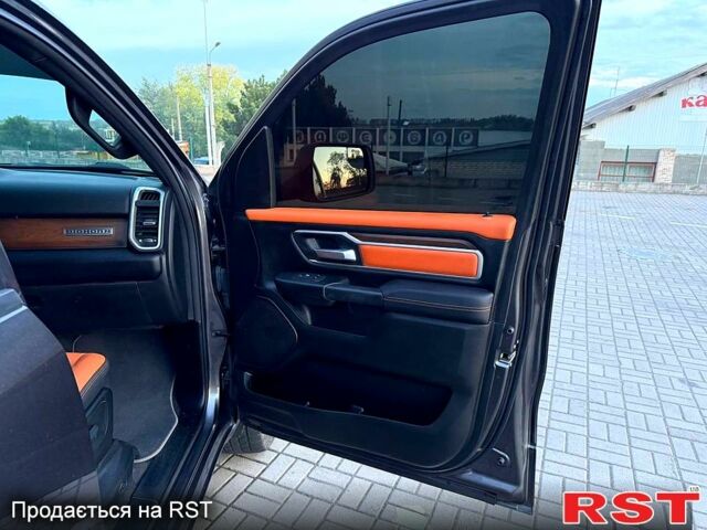Додж RAM, об'ємом двигуна 5.7 л та пробігом 68 тис. км за 45000 $, фото 6 на Automoto.ua