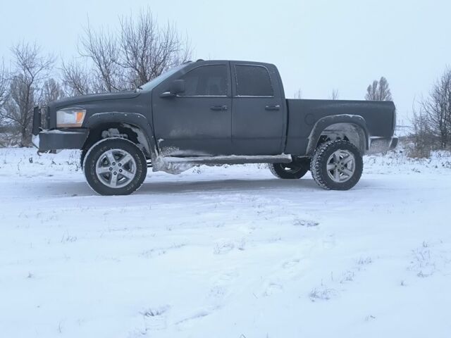 Сірий Додж RAM, об'ємом двигуна 4.7 л та пробігом 278 тис. км за 15000 $, фото 6 на Automoto.ua