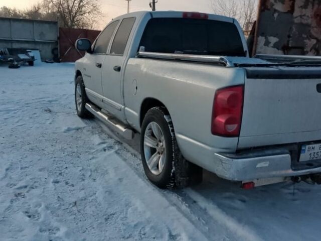 Серый Додж РАМ, объемом двигателя 5.7 л и пробегом 200 тыс. км за 10500 $, фото 4 на Automoto.ua