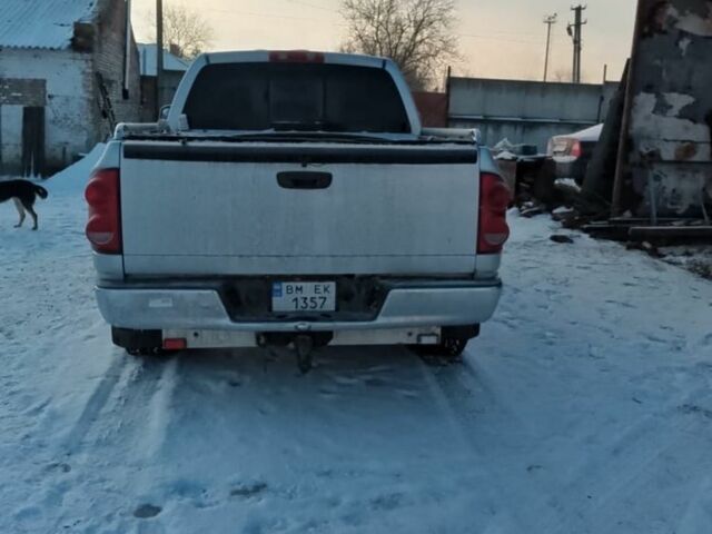 Серый Додж РАМ, объемом двигателя 5.7 л и пробегом 200 тыс. км за 10500 $, фото 3 на Automoto.ua