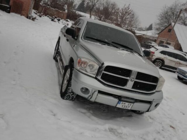 Серый Додж РАМ, объемом двигателя 5.7 л и пробегом 200 тыс. км за 10500 $, фото 2 на Automoto.ua